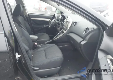 2009 Pontiac Vibe z USA, uszkodzony, nr VIN 5Y2SP67099Z474681